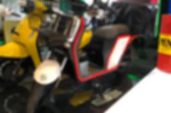 Motor listrik Keeway Citi Ezi di Black Stone Garage