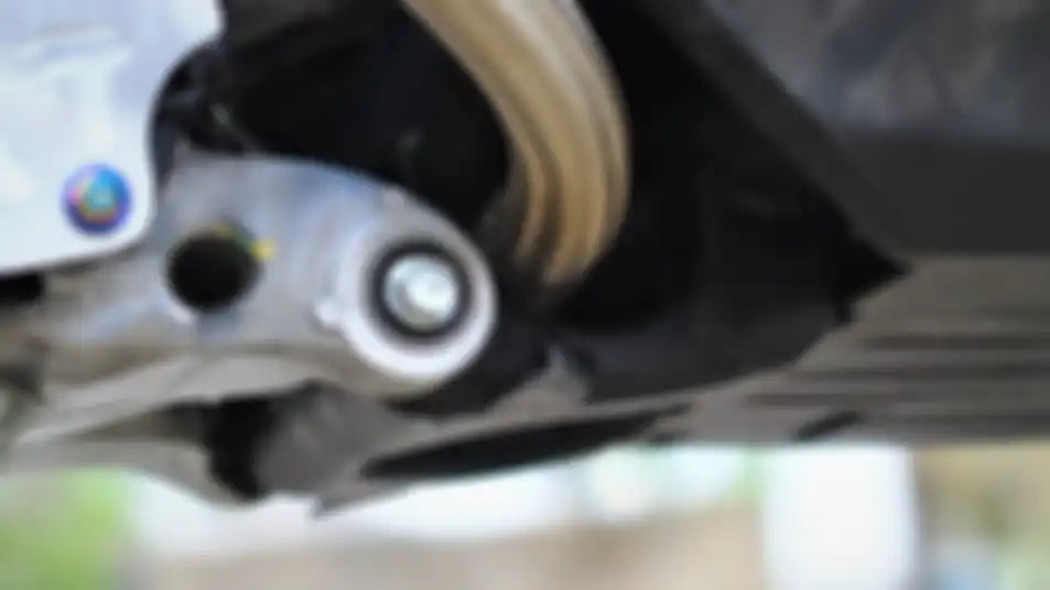 Engine mounting dimundurkan 2 cm untuk kejar wheelbase panjang seperti X-ADV