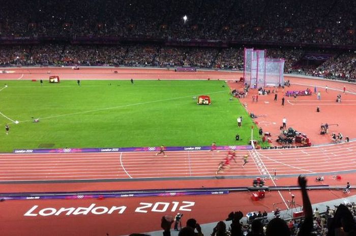 Olympic Stadium London, saat menggelar pertandingan atletik di Olimpiade 2012