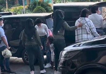 Fitri Salhuteru Benarkan Nikita Mirzani Dijemput Paksa Polisi Serang Kota