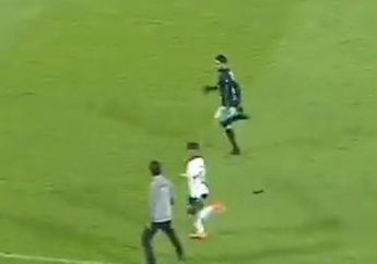 Teco Si Paling Kontroversial, Restui Timnya Main Guling-guling dan Terungkap Halangi Lari Hokky Caraka