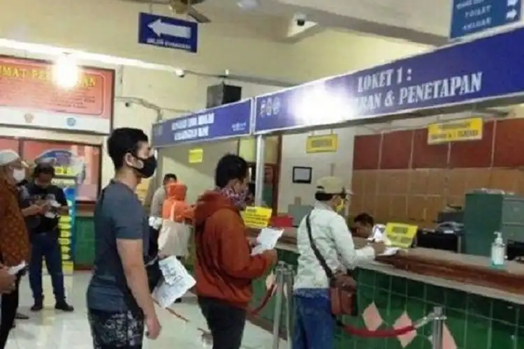 Dapat Pemutihan Enak Bener Wajib Pajak Kendaraan Juga Dikasih Makanan dan Minuman Jadi Betah  