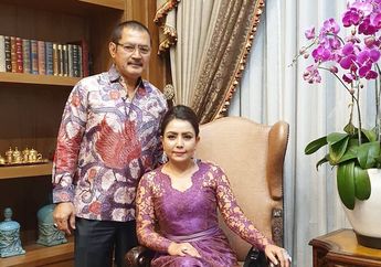 Dihadiri Penghulu Misterius dan Tak Dihiasi Senyum di Wajah Kedua Mempelai, Inilah Foto Pernikahan Mayangsari dan Bambang Trihatmodjo yang Jadi Misteri Sejak 19 Tahun Silam