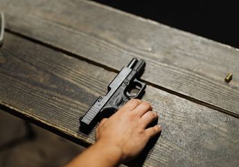Arti Mimpi Ditembak dengan Pistol Ternyata Menyiratkan Pertanda Harus Hati-hati, Kok Bisa Sih?