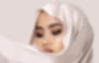 6 Cara Merawat Hijab Berbahan Silk Biar Enggak Cepat Rusak, Harus Hati-hati!