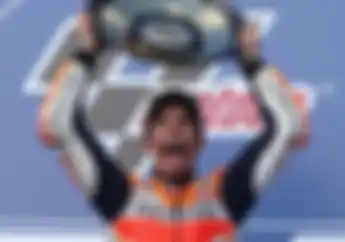 Fenomena Celana Merah dan Biru, Ritual Aneh Marc Marquez Sebelum Balap