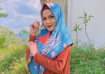 Kerap Pakai Baju Syar&rsquo;i dan Kini Getol Belajar Ngaji, DJ Katty Butterfly Pamer Tulisan Tangan Huruf Hijaiyah: Kalau Salah Maaf Ya, Masih Belajar