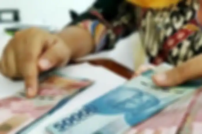 Buruan dicek nama Anda apakah ada sebagai penerima bansos Rp 5 miliar dari Pemkot Bekasi, uang ganti oli motor aman.