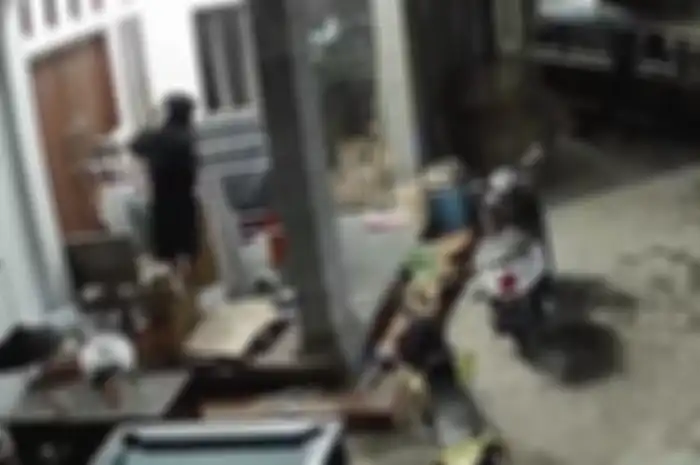 Viral maling kutang di Ponorogo terekam CCTV