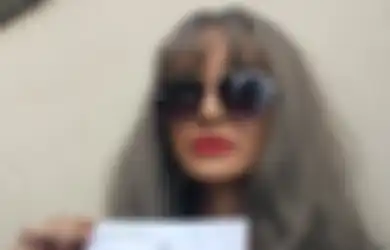 Kondom Bekas Berserakan di Hotel Milik Artis Cynthiara Alona, Wanita Berpakaian Seksi Muncul dan Lakukan Tindakan Ini