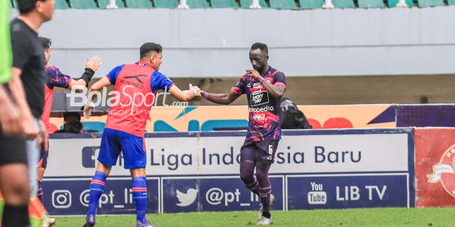 Hasil Liga 1 - Gol Sang Mantan Bikin Kemenangan Persebaya Buyar