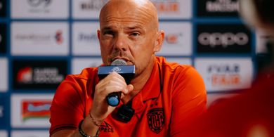 Sentil Mentalitas Pemain, Johnny Jansen Bongkar Penyebab Bali United Dipermalukan Tim Papan Bawah Madura United
