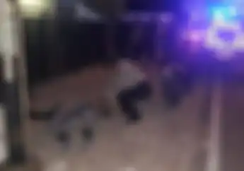 Ngeri, Usai Terdengar Benturan Keras, Perempuan Tergeletak Tak Bernyawa di Samping Motornya