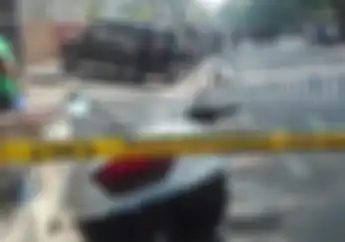 Breaking News! Salah Satu Pelaku Bom Bunuh Diri Masih Berkeliaran Bawa Bom Naik Motor