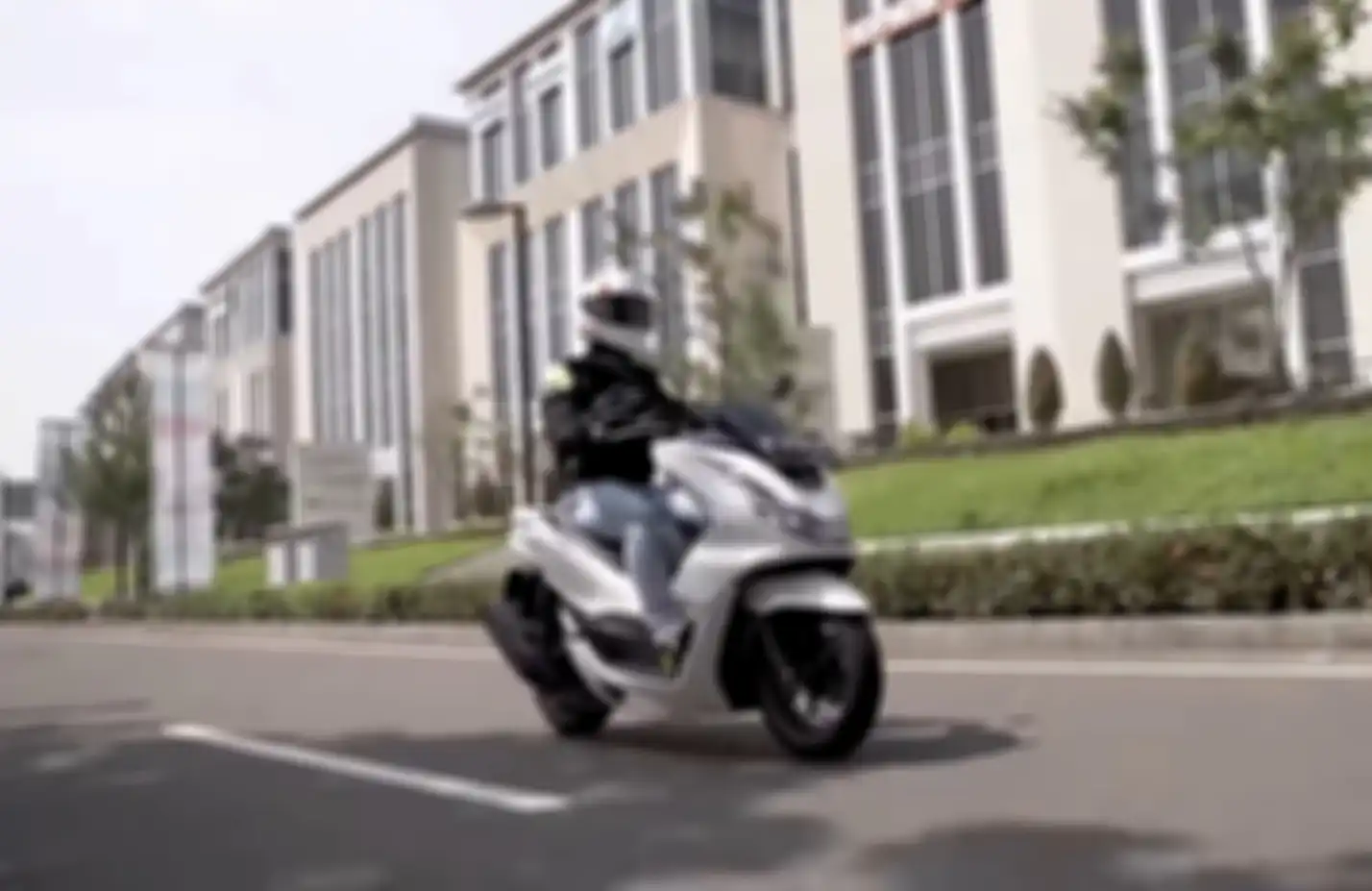 Honda PCX 160 raih Bike Of The Year di OTOMOTIF Award 2021.