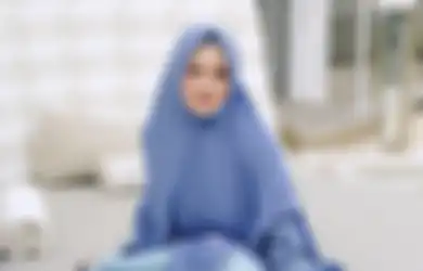 Kenakan Baju yang Membentuk Lekuk Tubuh, Netizen Dibuat Salah Fokus dengan Perut Mulan Jameela yang Terlihat Menonjol, Hamil Lagi?
