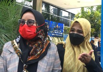 'Sebelum Nanti Dia Dapat Azab di Akhirat' Amalia Fujiawati Buka Peluang Damai untuk Bambang Pamungkas Soal Pengakuan Anak Agar Tak Dapat Azab
