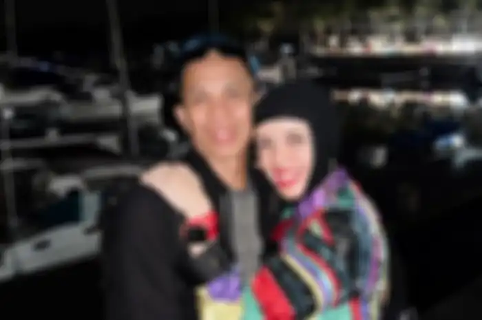 Lenggogeni Faruk dan Gen Halilintar, membela diri hingga buka suara terkait ketidakhadiran keluarga di ulang tahun pertama Ameena Hanna Nur Atta.