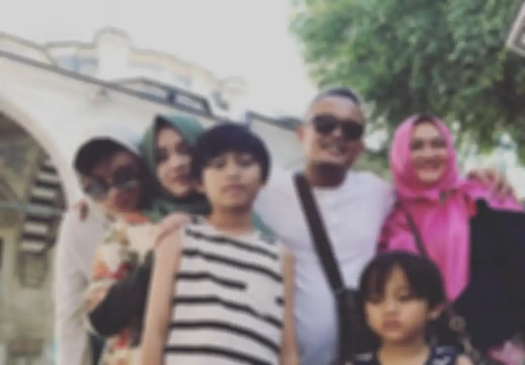 kebersamaan Lina, Sule, dan anak-anaknya