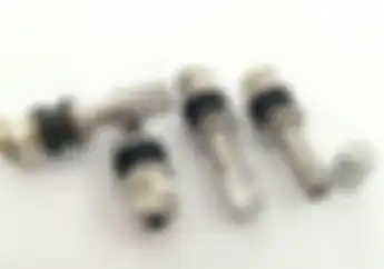 Pentil Ban Tubeless di Motor Balap, Dijamin Enggak Gampang Bocor!