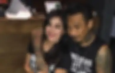 Jerinx SID Bernafsu Terima Tantangan Masuk Ruang Penyembuhan Pasien Corona Tak Pakai APD, Dokter Indra Yovi Akhirnya Malah Malas Ladeni Ocehan Sang Musisi: Sudahlah Tak Usah Ditanggapi