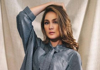 14 Tahun Sukses Bikin Indra Bruggman Pendam Cinta dalam Hati, Intip Wajah Polosan Luna Maya Usai Bangun Tidur yang Bikin Netizen Terpana