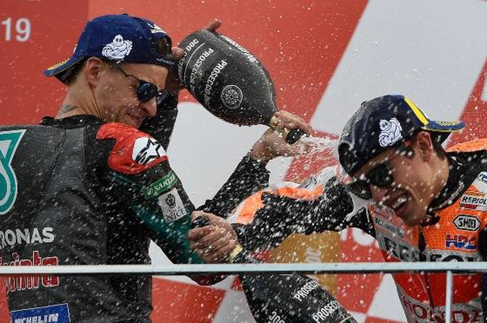 Disebut-sebut akan menjadi rival dari Marc Marquez, pembalap tim Petronas Yamaha SRT, Fabio Quartararo masih berteman dengannya di luar sirkuit.