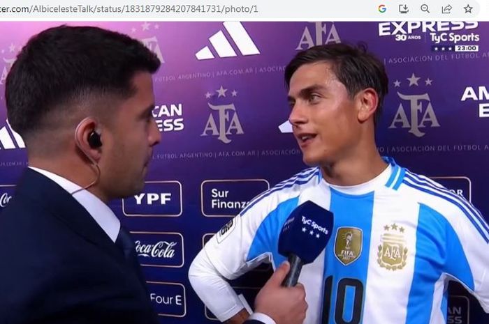 Perasaan Paulo Dybala mengenakan jersei Lionel Messi di Timnas Argentina dalam laga comeback-nya.