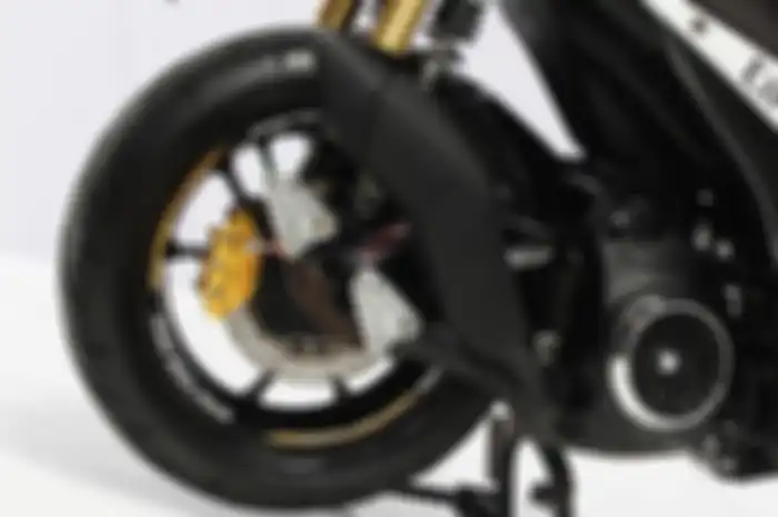 Yamaha Aerox Simple Elegant Emirates Customaxi Yogyakarta