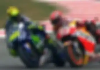 Tes MotoGP Catalunya Hari ke-2: Marc Marquez Kembali Intimidasi Valentino Rossi