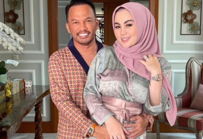 Faisal Harris dan Jennifer Dunn
