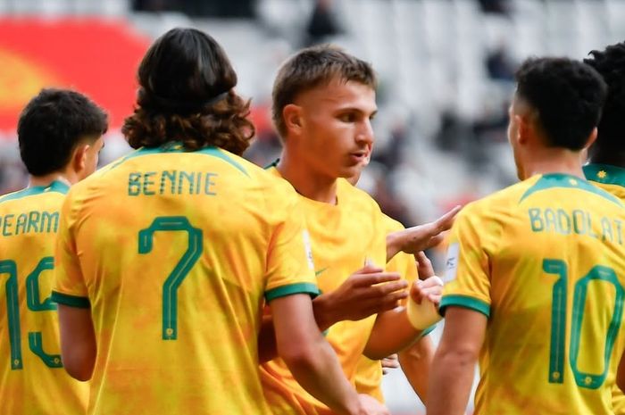 Pemain timnas U-20 Australia melakukan selebrasi setelah mencetak gol ke gawang timnas U-20 Kirgistan, Rabu (12/2/2025).