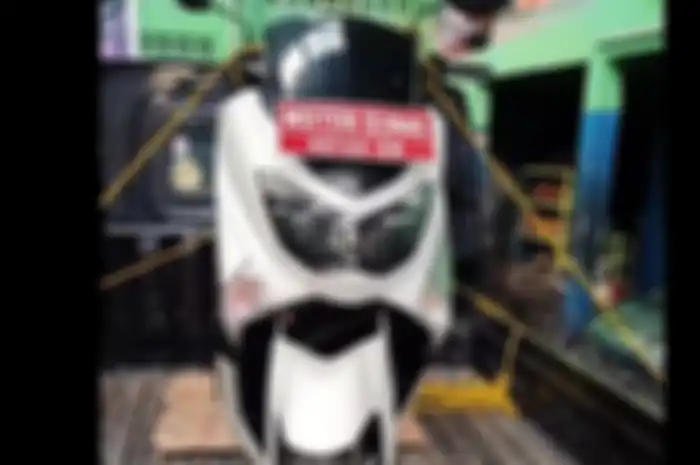 Netizen Indonesia dibikin pangling, Yamaha NMAX sekilas tampak biasa saja, nyatanya malah dimodifikasi seperti ini.