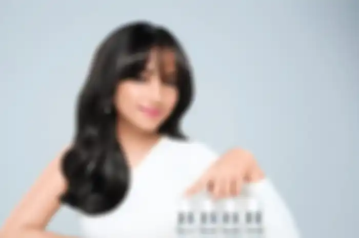 Rambut halus yang jatuh indah seperti Fuji An