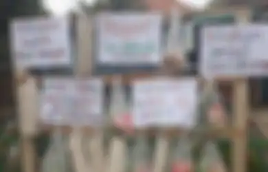 Tempe dan Sayuran Tergantung di Pagar Sekolahan, TK Ini Ajarkan Anak Didiknya Berbagi di Tengah Wabah Corona: Siapapun Boleh Ambil