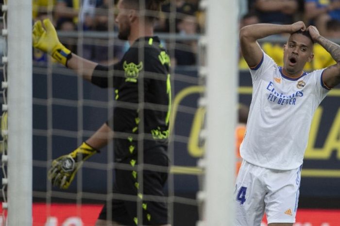 Striker Real Madrid, Mariano Diaz, menyesali kegagalan membobol gawang Cadiz dalam laga di Estadio Nuevo Mirandilla, Minggu (15/5/2022),