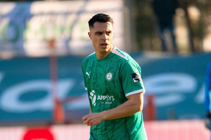 Pemain Lommel SK, Joey Pelupessy.