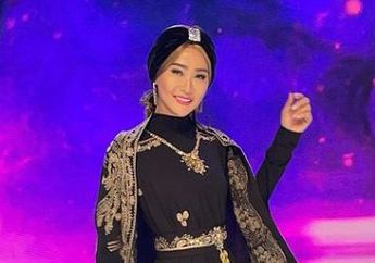 Konon Dibayar Rp 300 Juta Sekali Manggung, Inul Daratista Tak Gengsi Dandan Pakai Daster Ala Emak-emak di Rumah, Gaya sang Biduan Jadi Sorotan