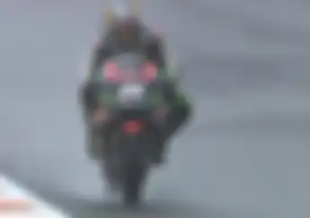 Kondisi Sirkuit Ricardo Tormo Mengkhawatirkan, Sesi FP1 MotoGP Valencia Dihentikan