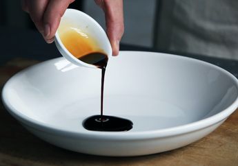 Nyesel Baru Tahu Sekarang, Tolong Jangan Asal Masukkan Kecap Manis pada Masakan, Bisa Gagal Total!