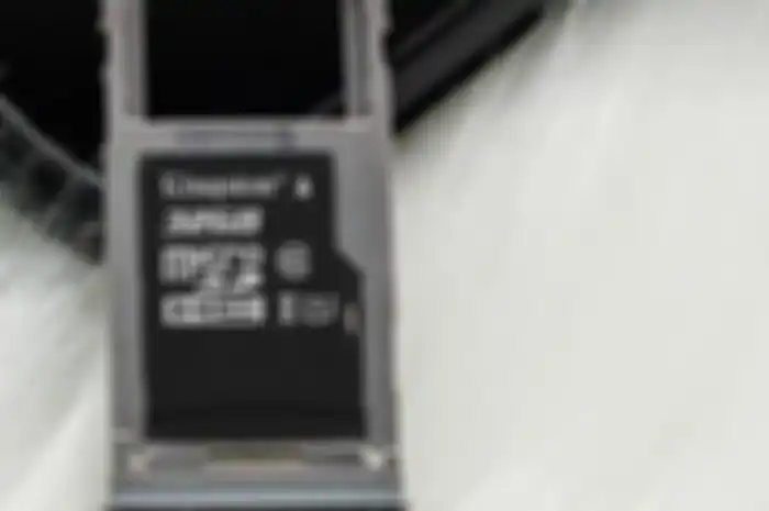 Ilustrasi memori MicroSD 
