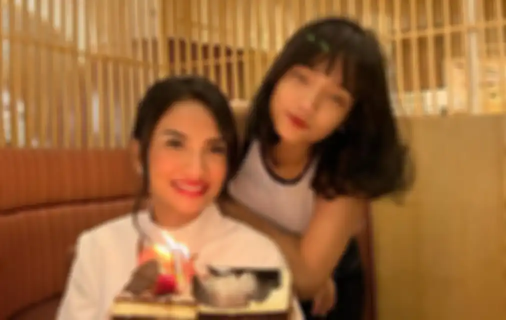 Vanessa Angel dan Fuji