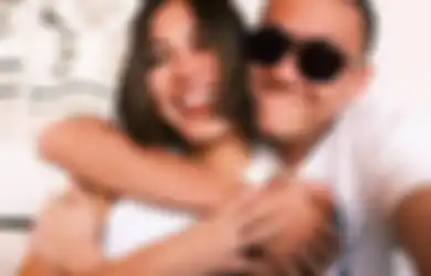 Agnez Mo Kecantol Berondong Hingga Terganjal Restu Para Penggemar, Inilah Sosok Adam Rosyadi Kekasih Baru Sang Penyanyi yang Terpaut Usia 13 Tahun