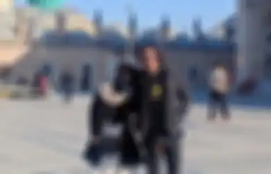 Tak Ingin Repotkan Anak-anaknya Hingga Siapkan Kain Kafan Sendiri, Umi Pipik Bersimbah Air Mata Saat Ungkap Penyakit yang Mengerogoti Tubuhnya