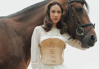 Sempat Dipuji Karena Tampil Lebih Tertutup Setelah Ashraf Sinclair Meninggal, Kini BCL Kembali Pede Pakai Mini Dress