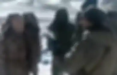 Tangan Kosong Seperti Tawuran Pelajar di Jakarta, Viral Video Detik-detik Tentara India Adu Jotos dengan Militer China, Latar Belakang Pegunungan Bersalju Nampak di Kamera