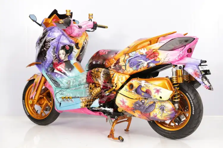 Yamaha XMAX Full Airbrush Ini Berhasil Jadi Juara Master di Customaxi Pontianak, Biaya Modifnya Bikin Melongo