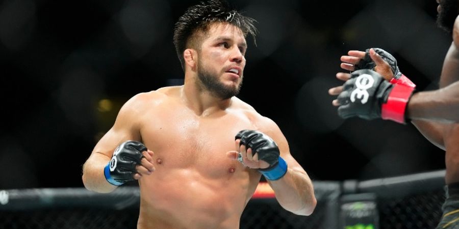 Drama Colok Mata Terancam Akhiri Karier Henry Cejudo, Teman Khabib Bongkar Kondisi Penglihatannya