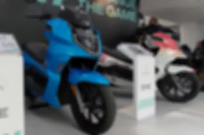 Ilustrasi subsidi motor listrik teramcam batal.