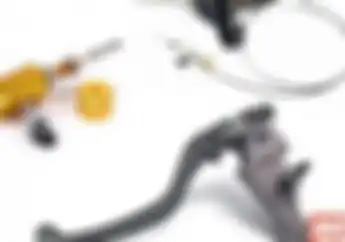 Hitung Biaya Pasang Kopling Hidrolik di Motor, Biar Enggak Pegel